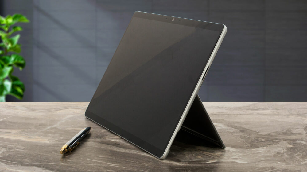 Microsoft Surface Pro 9 fait ses débuts avec de modestes mises à jour