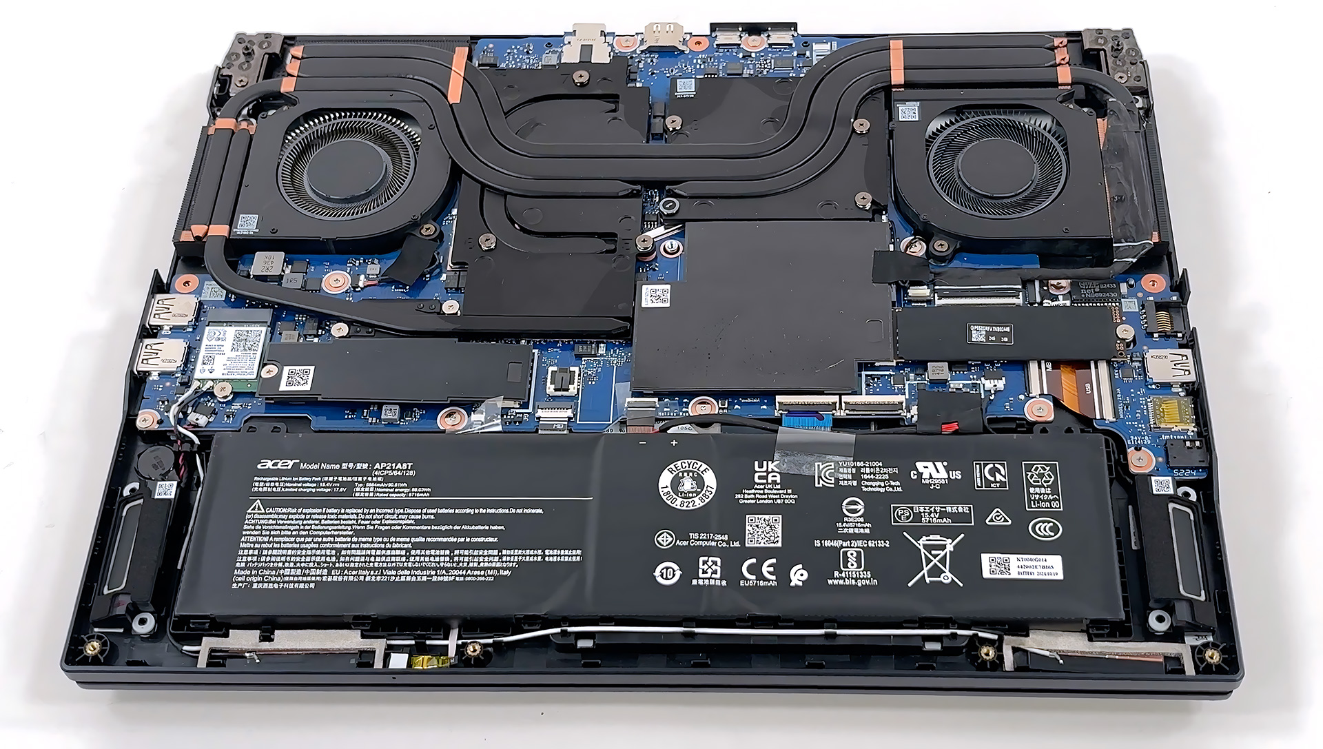 N.Kページ How to open Acer Predator Helios Neo 16 AI (PHN16-73