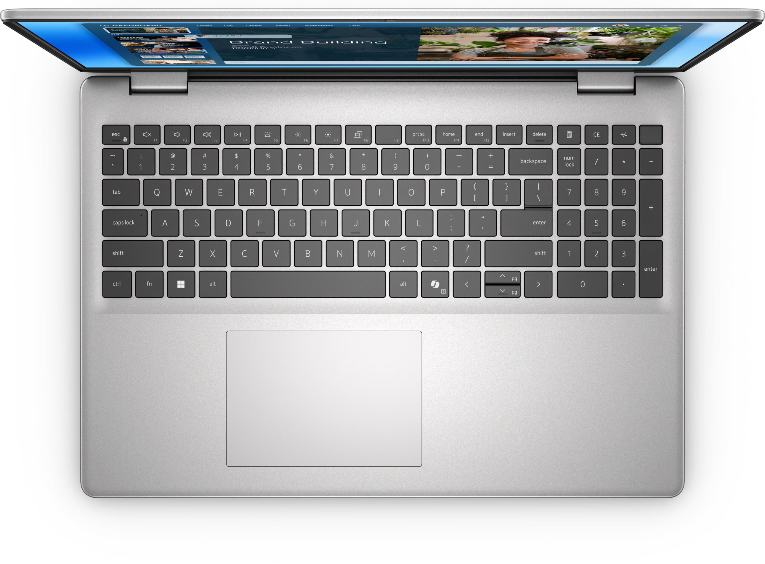 Dell 16 (DC16251) - スペック、テスト、価格 | LaptopMedia 日本