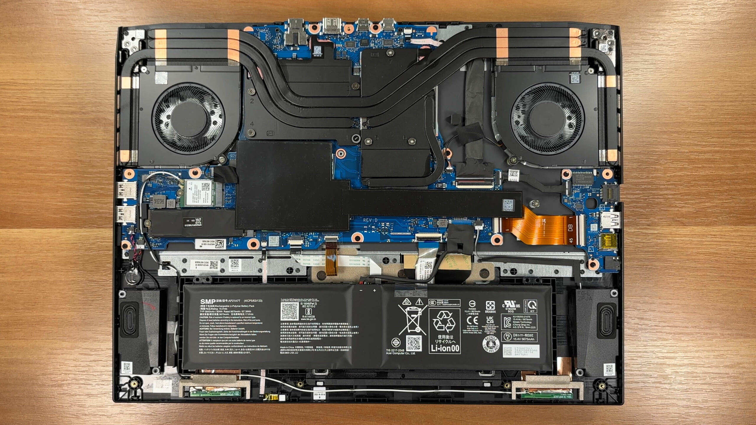 How to open Acer Nitro 18 AI (AN18-61) – disassembly and upgrade