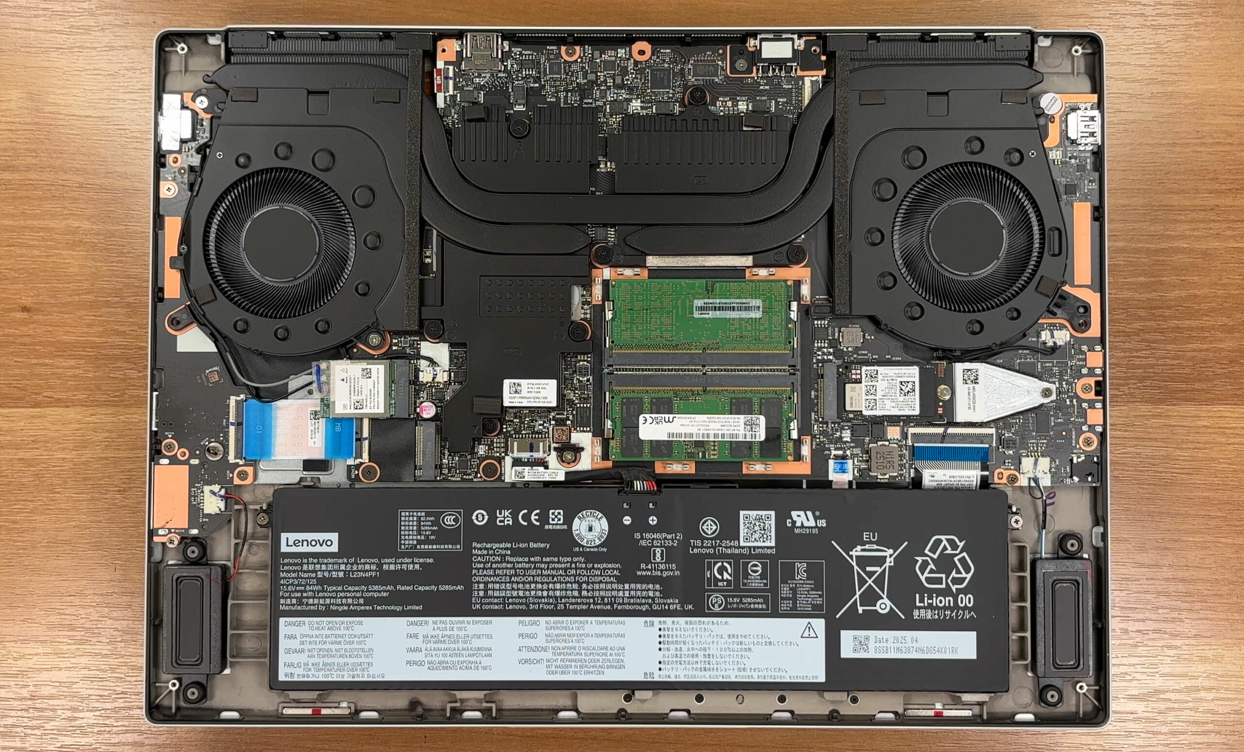 How to open Lenovo Legion 7i (16”, Gen 10 / 16IAX10) – disassembly