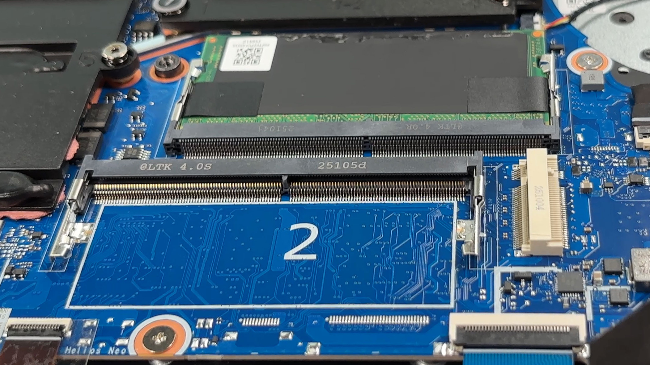 How to open Acer Predator Helios Neo 18 AI (PHN18-72