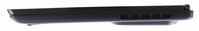 Alienware 16 Aurora (AC16250) laptop, right-side ports