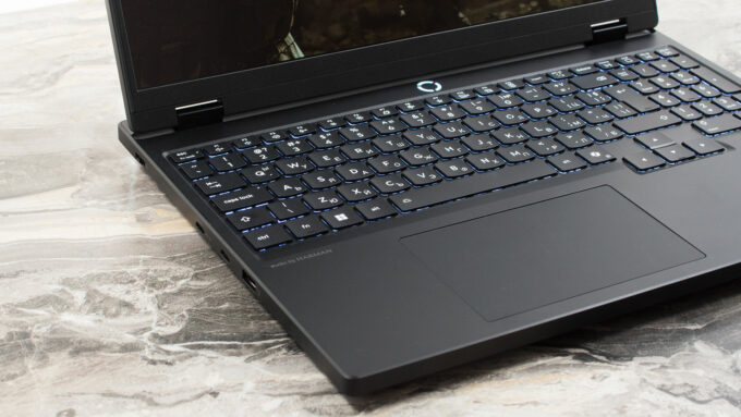Lenovo Legion 5i (15", 15IRHX10, Gen 10) laptop, keyboard left