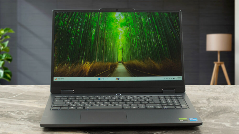 Lenovo LOQ Essential (15", Gen 11, 15IRX11) laptop, front view (open)