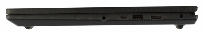 MSI Cyborg 15 B2RW laptop, right-side ports