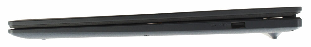 ASUS Vivobook 18 (M1807) laptop, right-side ports