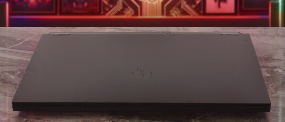 Acer Predator Helios 18 AI (PH18-I71) laptop, lid closed (top view)
