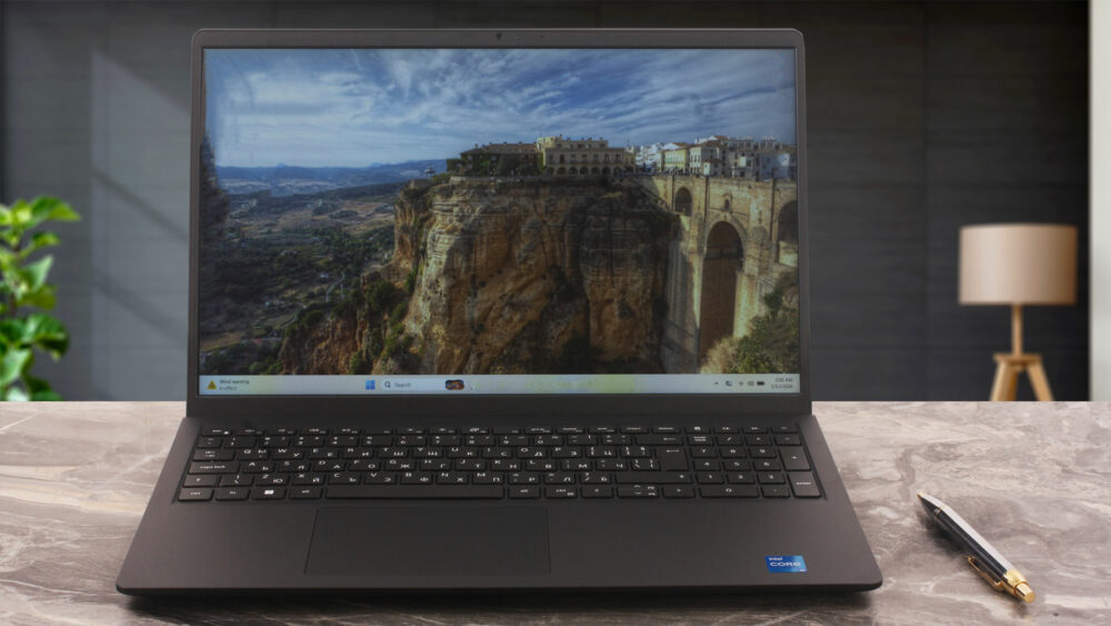 Dell 15 (DC15250) review - Practical Office Laptop with Big