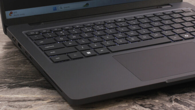 Dell Pro Max 14 (MC14250) laptop, keyboard left