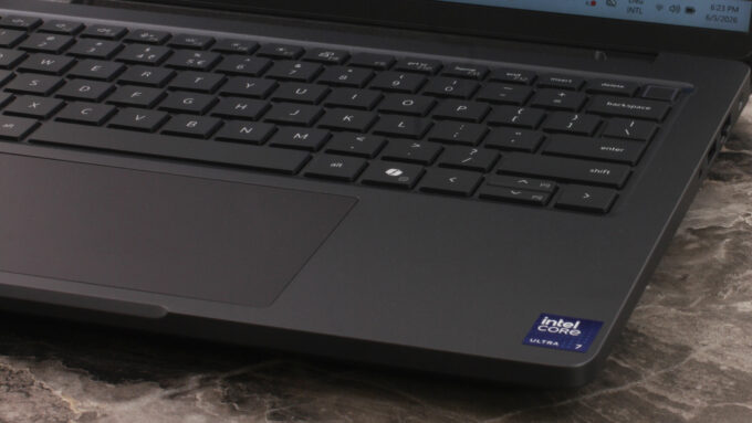 Dell Pro Max 14 (MC14250) laptop, keyboard right