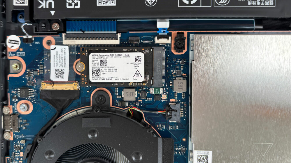 Lenovo LOQ 15 (15IPH11) M.2 SSD slots