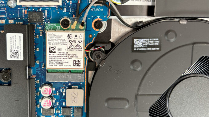 Lenovo IdeaPad Slim 5a (16, Gen 11) replaceable MediaTek Wi-Fi module