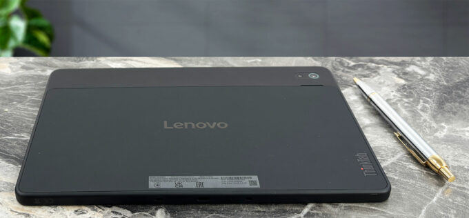 Lenovo ThinkTab X11 Gen 1 tablet, rear view