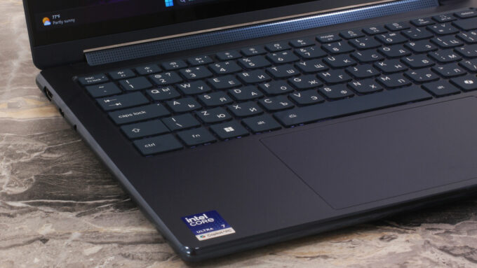 Lenovo Yoga 9i 2-in-1 Aura Edition laptop, keyboard left